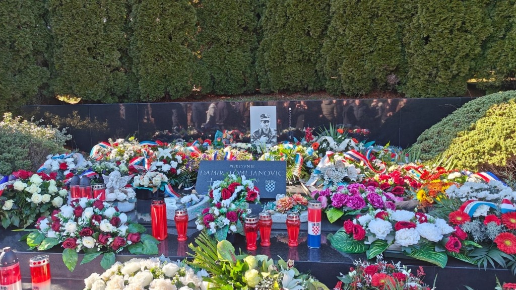 BCDR na obilježavanju 32. obljetnice pogibije Damira Tomljanovića Gavrana